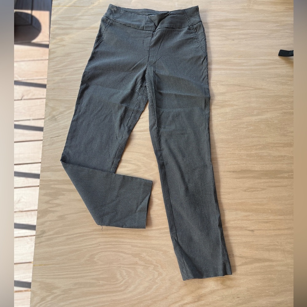 Woman’s Hilary Radley Black & White Patterned Slacks